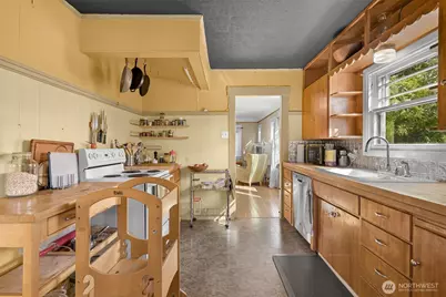 503 W Illinois Street, Bellingham, WA 98225 - Photo 22