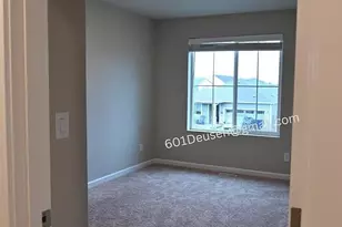 601 Deusen Ln N, Enumclaw, WA 98022 - Photo 14