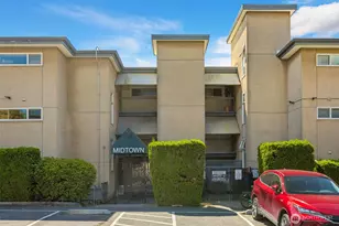 732 11th Ave E, Seattle, WA 98102 - Photo 22