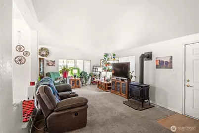 16826 Sheldon Lane SW, Rochester, WA 98579 - Photo 10