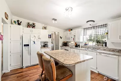 16826 Sheldon Lane SW, Rochester, WA 98579 - Photo 6