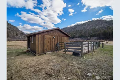 1721 Aeneaws Valley Road, Tonasket, WA 98855 - Photo 38