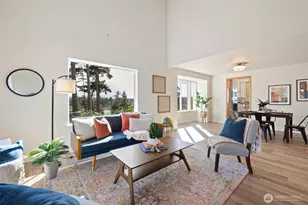 2255 Aviator Ln, Oak Harbor, WA 98277 - Photo 4