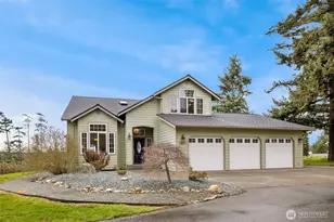 2255 Aviator Ln, Oak Harbor, WA 98277 - Photo 1