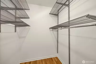 600 Malden Avenue E #102, Seattle, WA 98112 - Photo 18