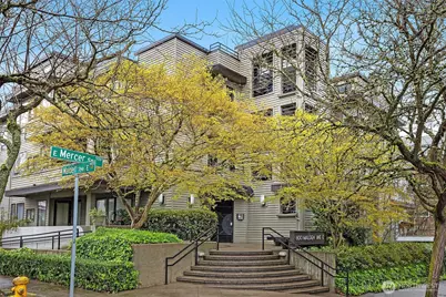 600 Malden Avenue E #102, Seattle, WA 98112 - Photo 26