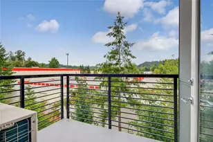 23103 NE 8th St, Sammamish, WA 98074 - Photo 16