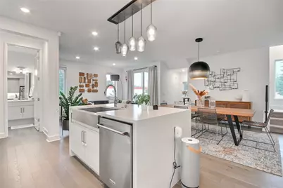 23103 NE 8th Street #8, Sammamish, WA 98074 - Photo 10