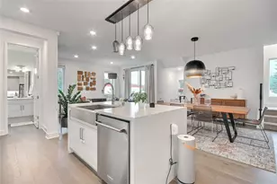 23103 NE 8th St, Sammamish, WA 98074 - Photo 10