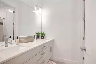 23103 NE 8th St, Sammamish, WA 98074 - Photo 20