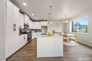 9903 16th Pl SE, Lake Stevens, WA 98258 - Photo 10