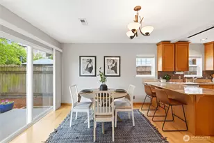 2712 S Irving St, Seattle, WA 98144 - Photo 12