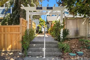 2116 California Ave SW, Seattle, WA 98116 - Photo 16