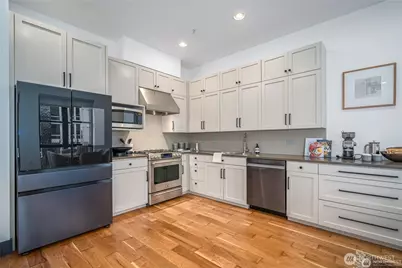 615 E Pike Street #303, Seattle, WA 98122 - Photo 12