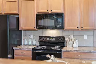 19103 19th Ave Ct E, Spanaway, WA 98387 - Photo 12