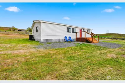 671 Hull Road, Selah, WA 98942 - Photo 4
