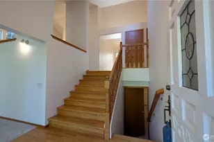 16827 41st St E, Lake Tapps, WA 98391 - Photo 4