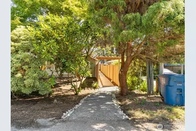 11714 B 26th Avenue NE, Seattle, WA 98125 - Photo 26