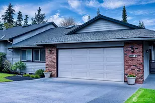 2010 Creekside Ln, Anacortes, WA 98221 - Photo 2