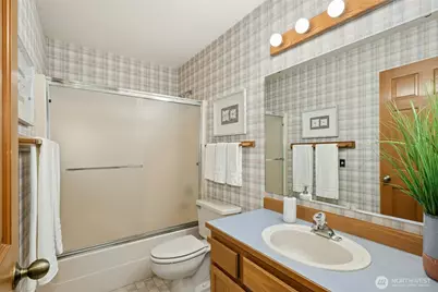 2420 Squak Mountain Loop SW, Issaquah, WA 98027 - Photo 24