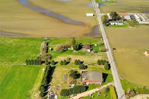 16068 Field Rd, Bow, WA 98232 - Photo 26