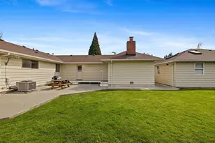 216 Caspers St, Edmonds, WA 98020 - Photo 24