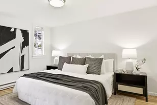 1758 Dexter Ave N, Seattle, WA 98109 - Photo 18