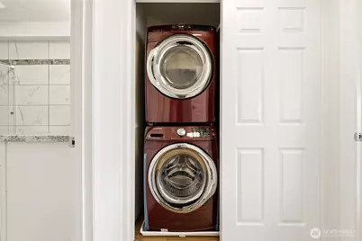 1758 Dexter Avenue N #4, Seattle, WA 98109 - Photo 24