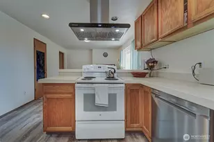 31481 Night Owl Ave NE, Kingston, WA 98346 - Photo 10