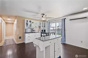 121 Adams Dr, Kelso, WA 98626 - Photo 10