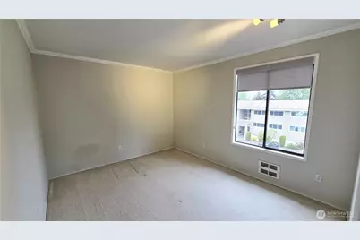 11010 NE 68th Street #627, Kirkland, WA 98033 - Photo 6