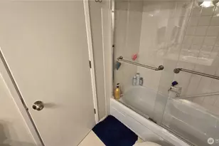 11010 NE 68th St, Kirkland, WA 98033 - Photo 8