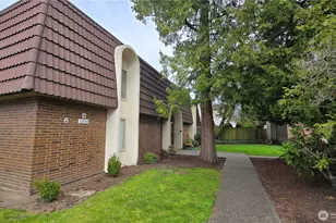 11010 NE 68th St, Kirkland, WA 98033 - Photo 12