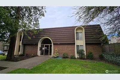 11010 NE 68th Street #627, Kirkland, WA 98033 - Photo 2