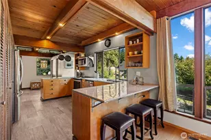 1130 Queets Dr, Fox Island, WA 98333 - Photo 6