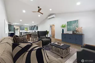 11408 Laurel Pl, Anderson Island, WA 98303 - Photo 6