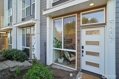 7207 12th Avenue NE, Seattle, WA 98115 - Photo 4