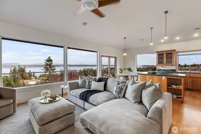 1021 Lightning Way, Camano Island, WA 98282 - Photo 6