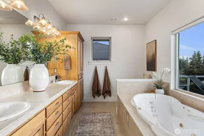 1021 Lightning Way, Camano Island, WA 98282 - Photo 20