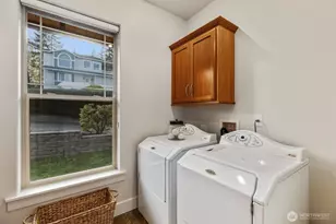 1021 Lightning Way, Camano Island, WA 98282 - Photo 16