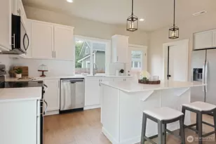 695 3rd Street, Langley, WA 98260 - Photo 8