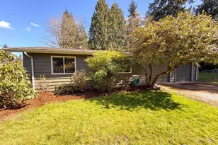 8328 200th St SW, Edmonds, WA 98026 - Photo 2