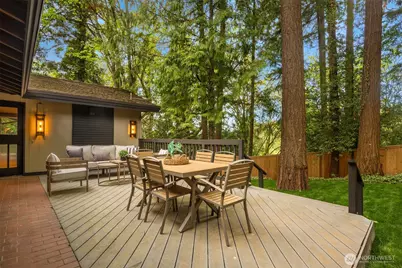 7236 NE 121st Place, Kirkland, WA 98034 - Photo 8