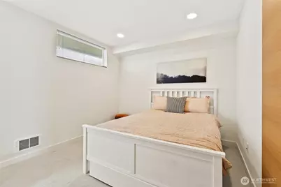 2011 NW 64th Street #B, Seattle, WA 98107 - Photo 16