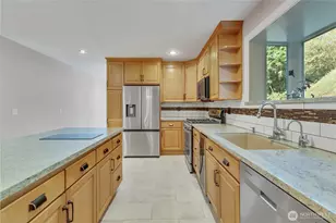 1622 SW 140th St, Burien, WA 98166 - Photo 6