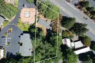 22910 Edmonds Way, Edmonds, WA 98020 - Photo 18