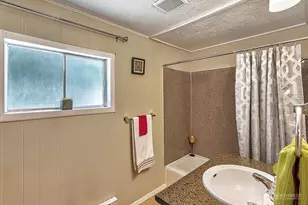 22910 Edmonds Way, Edmonds, WA 98020 - Photo 8