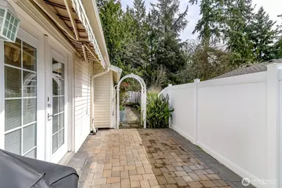 24710 11th Avenue S, Des Moines, WA 98198 - Photo 28