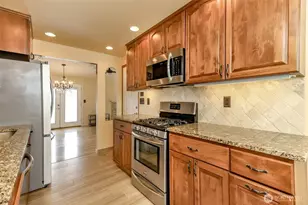 24710 11th Ave S, Des Moines, WA 98198 - Photo 12