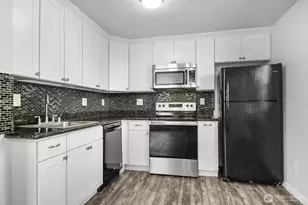 8705 12th St NE, Lake Stevens, WA 98258 - Photo 6